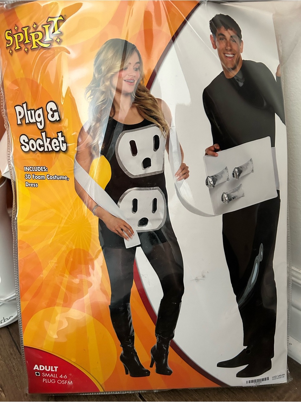 Spirit Plug & Socket Couple Costume — Black and White